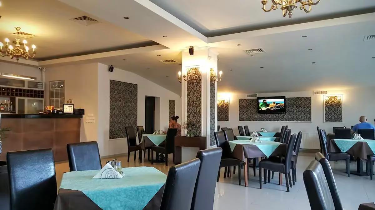 Pensiune & Restaurant AS restaurant in 407280 Florești