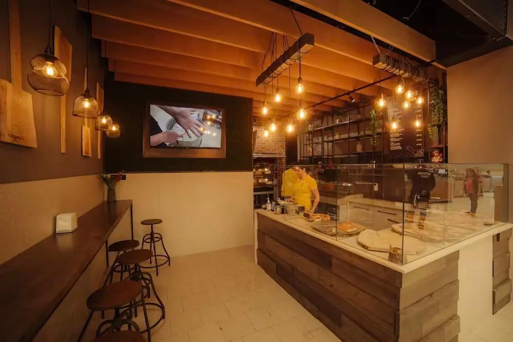 Pizzarelli - italian & pizza restaurant in 400581 Cluj-Napoca