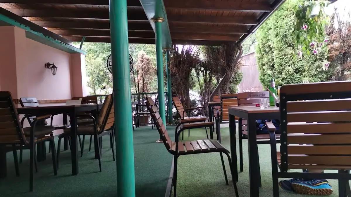 Ares Pizzerie - italian & romanian restaurant in 400467 Cluj-Napoca