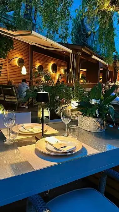 Restaurant Sabres - mediterranean & seafood restaurant in 300587 Timișoara