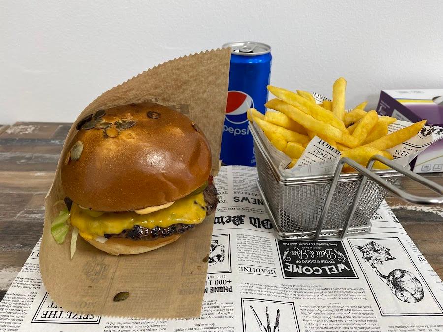 Roast Burger - american & fast-food restaurant in 400394 Cluj-Napoca
