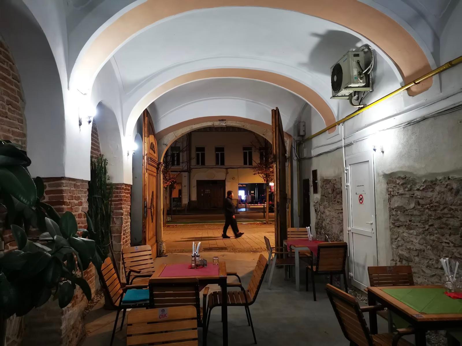 Vărzărie - eastern-european & romanian restaurant in 400129 Cluj-Napoca